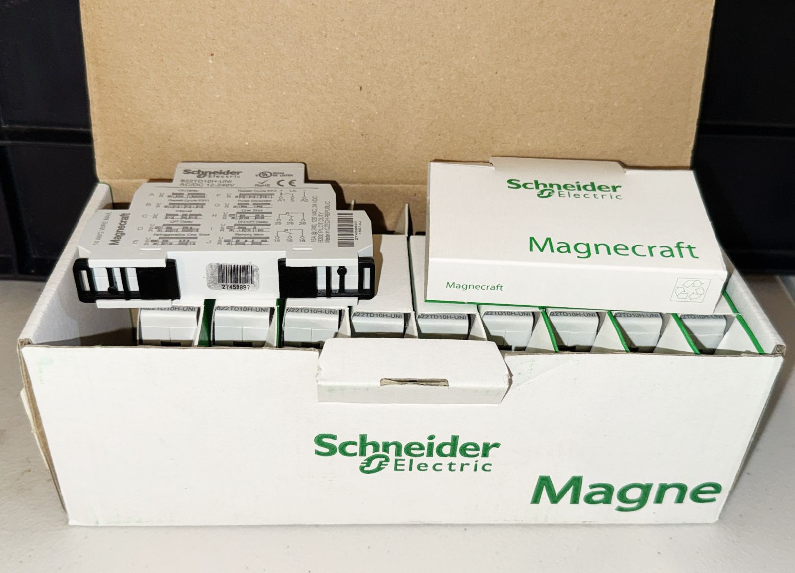 822TD-10H/UNI SCHNEIDER ELECTRIC