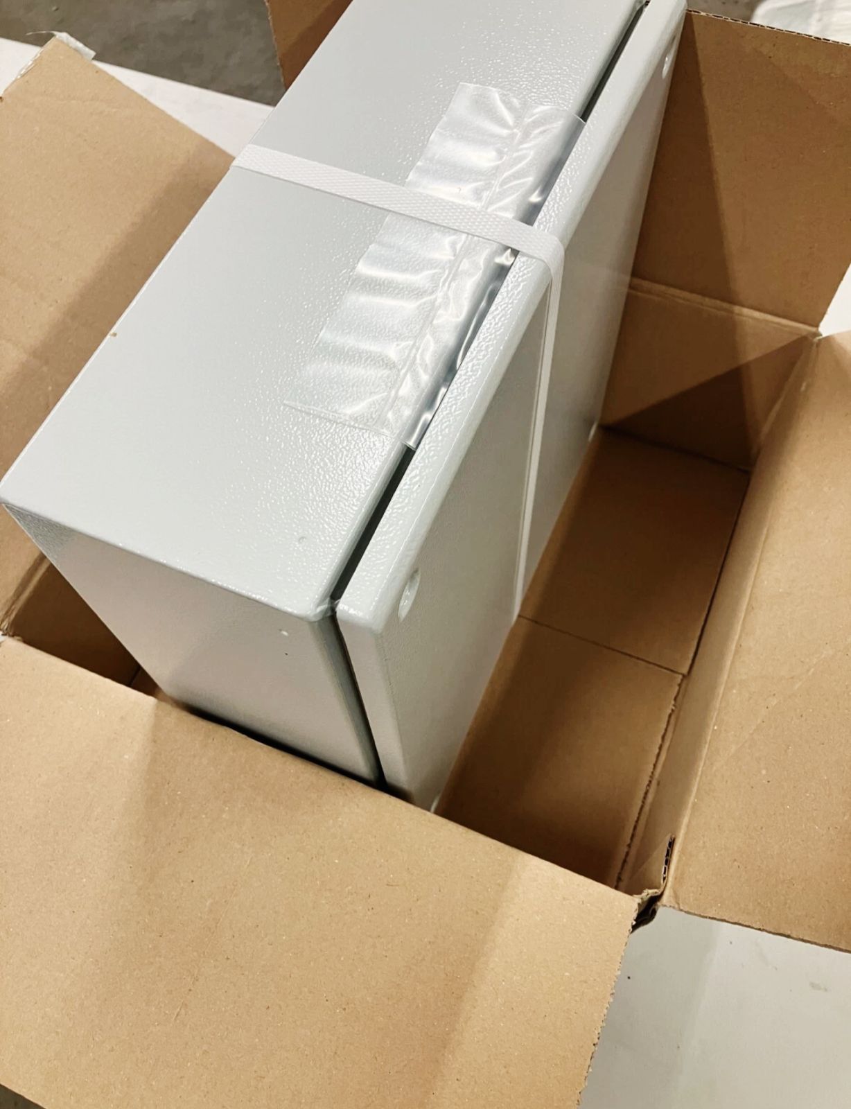 NSYSBM SCHNEIDER ELECTRIC